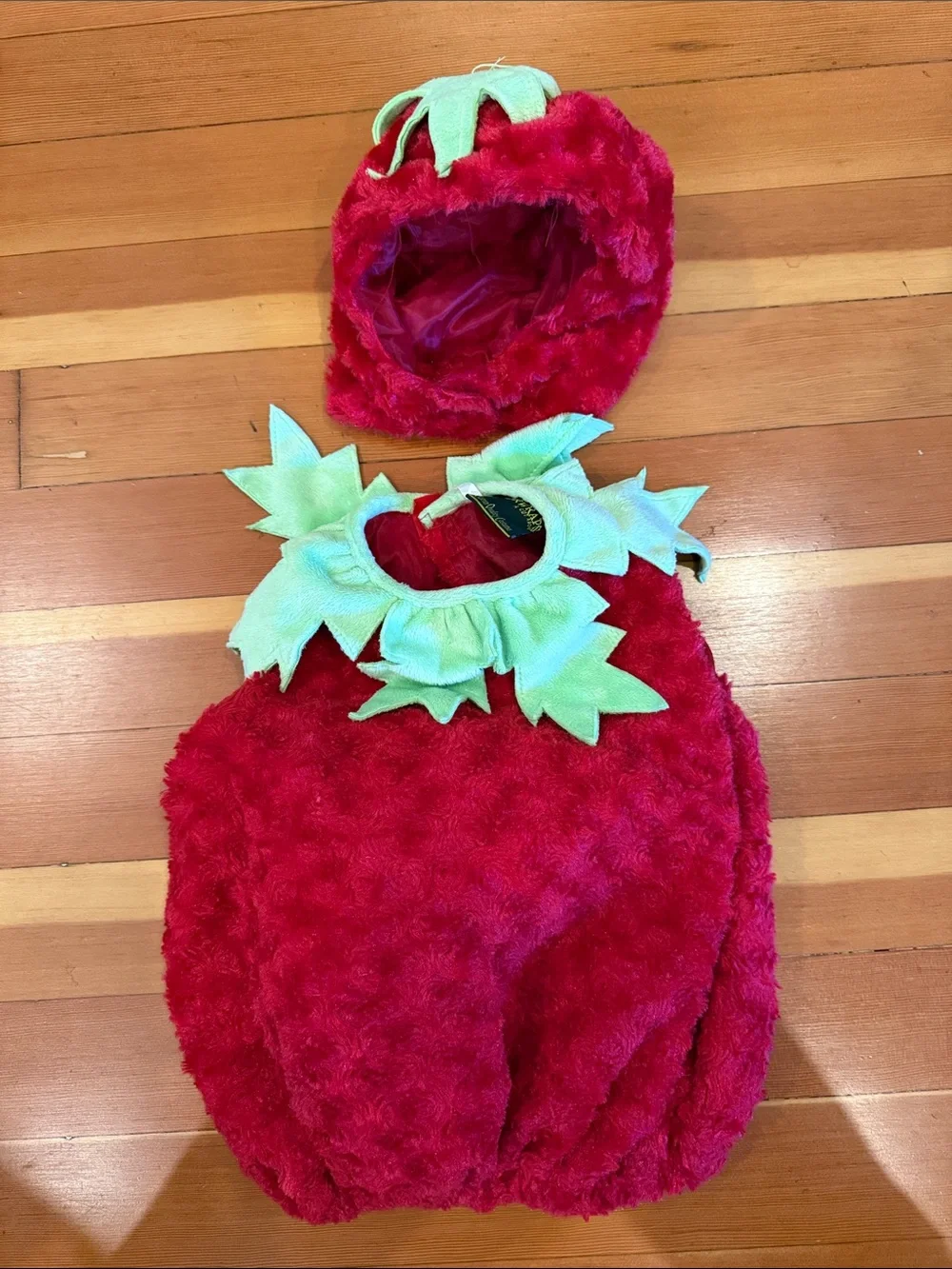 Under wraps belly baby toddler strawberry 2 piece